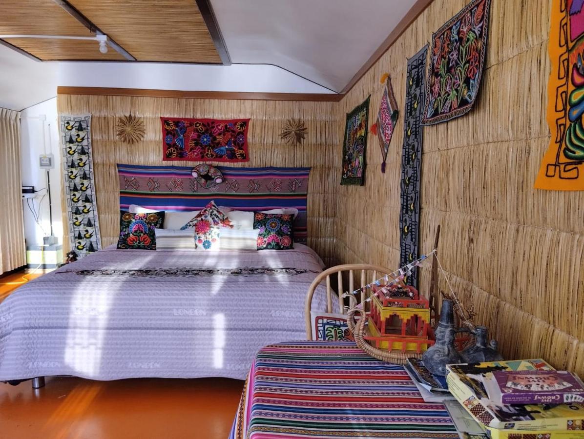Uros Titikaka The Best Lodge プーノ エクステリア 写真