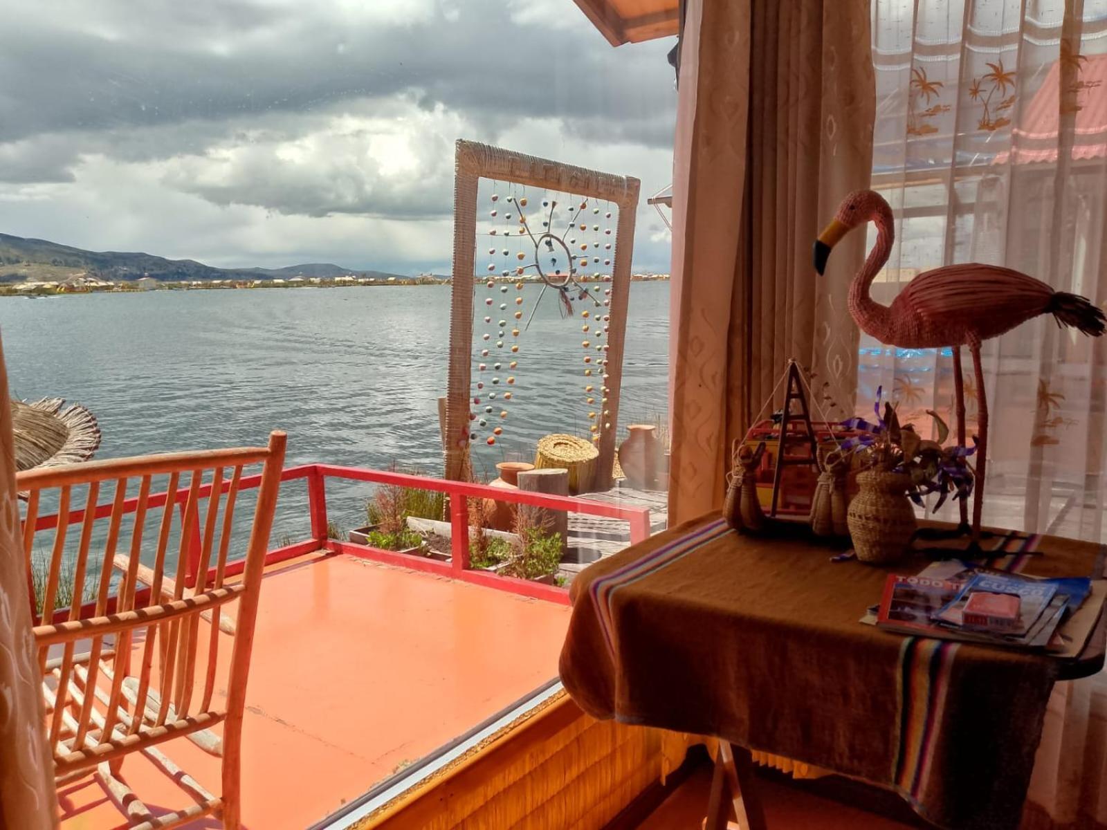Uros Titikaka The Best Lodge プーノ エクステリア 写真