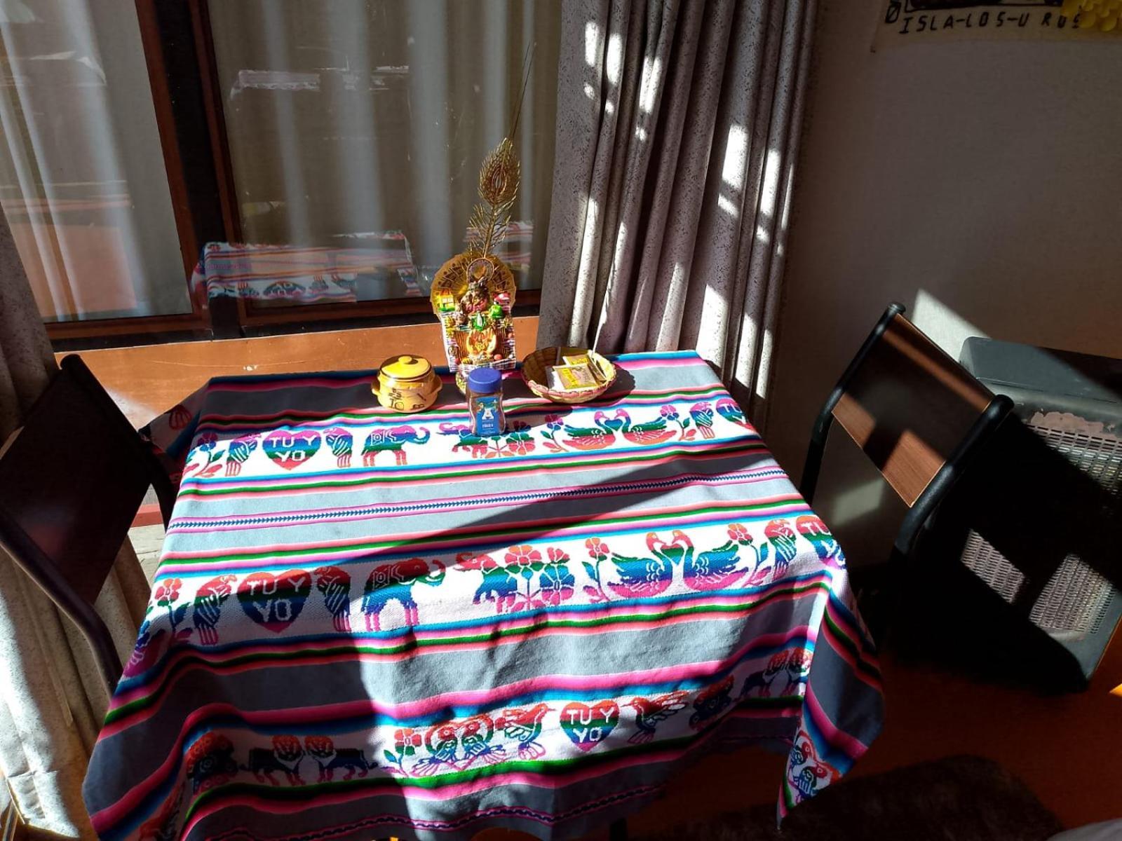 Uros Titikaka The Best Lodge プーノ エクステリア 写真